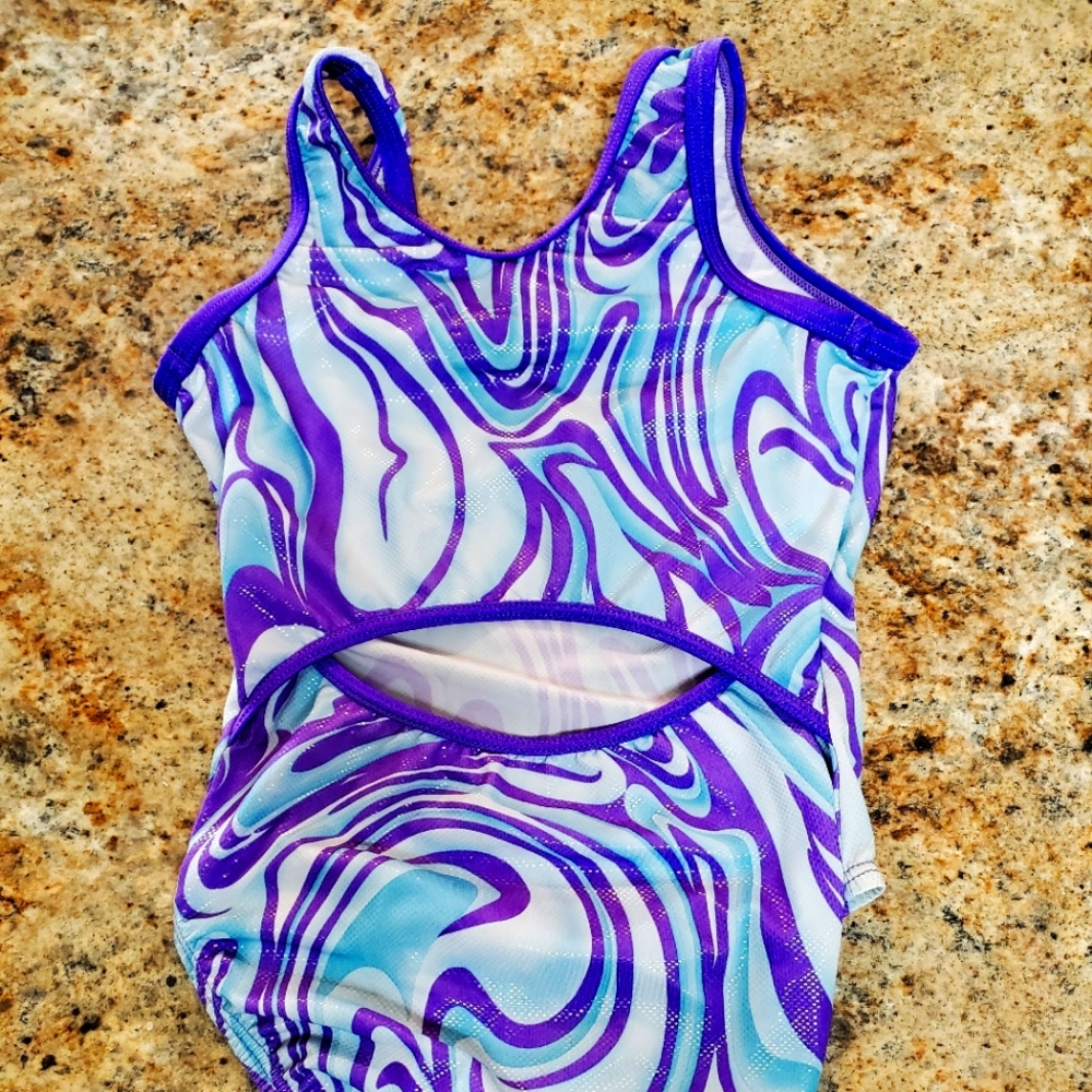 ADORABLE Satara Child XL Extra Large gymnastics dance leotard Purple OPEN BACK
